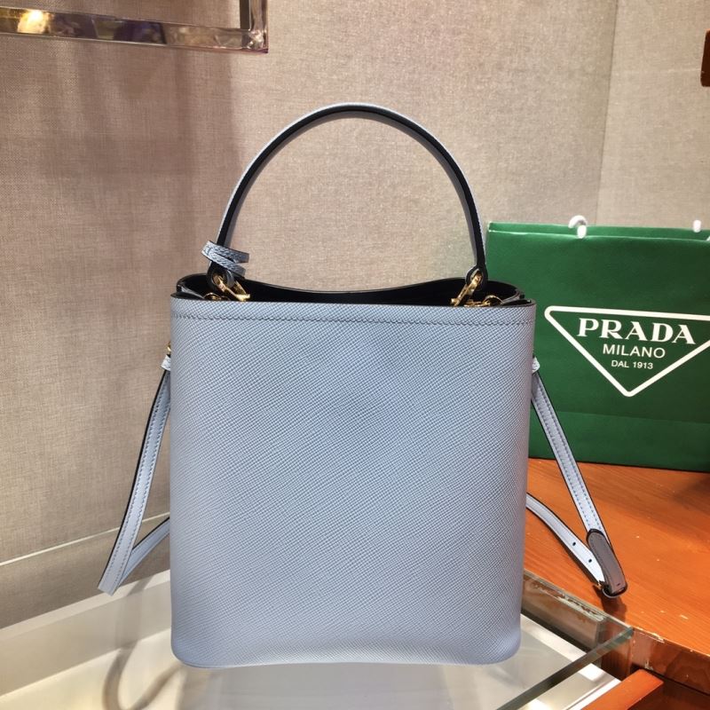 Pra*a tote bags
